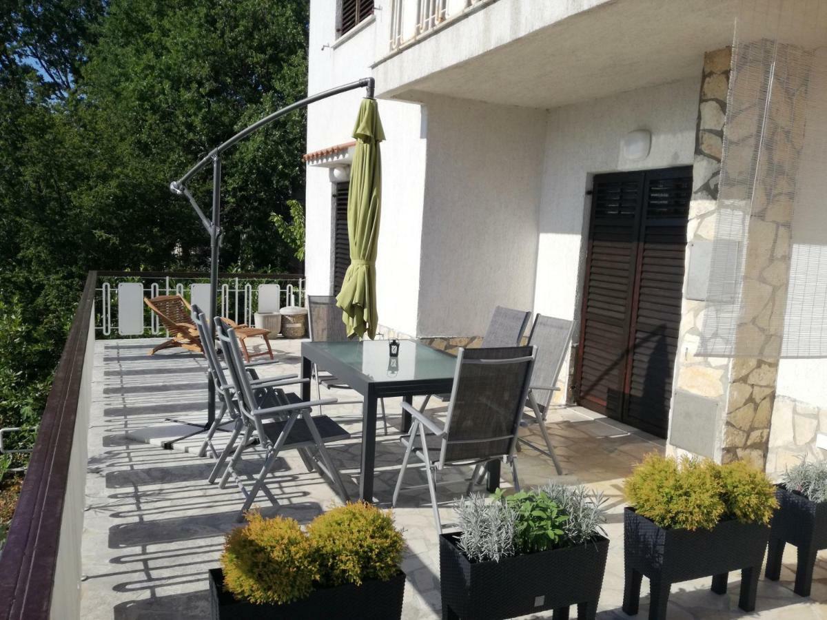 Apartments Martina Nijvice Zewnętrze zdjęcie